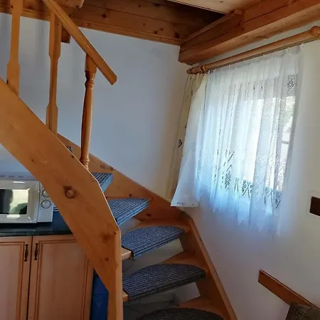 Apartment Rekreacni Chata U Hamerskeho Potoka Rodvinov
